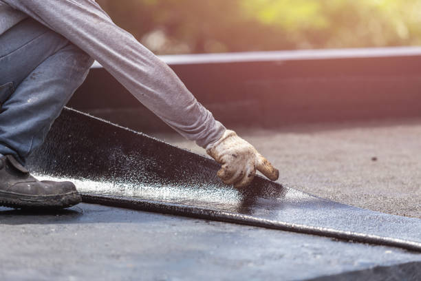 Professional Vapor Barrier Installation technician working in Dublin, VA